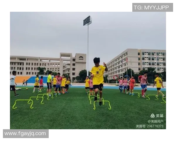 足球巨星放松时刻精彩集锦 放飞自我展现另一面魅力